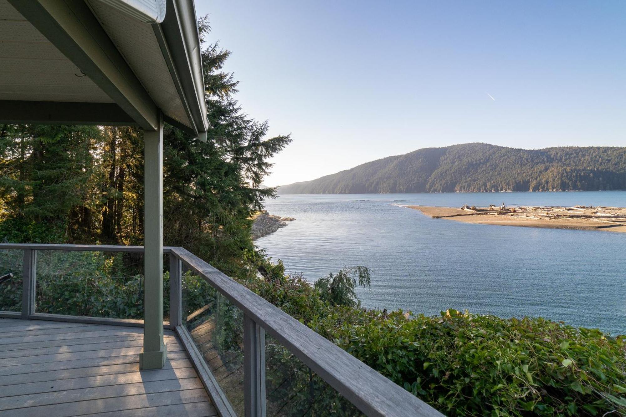 Handsome Dan'S Vacation Cottage Rentals Port Renfrew Exteriör bild