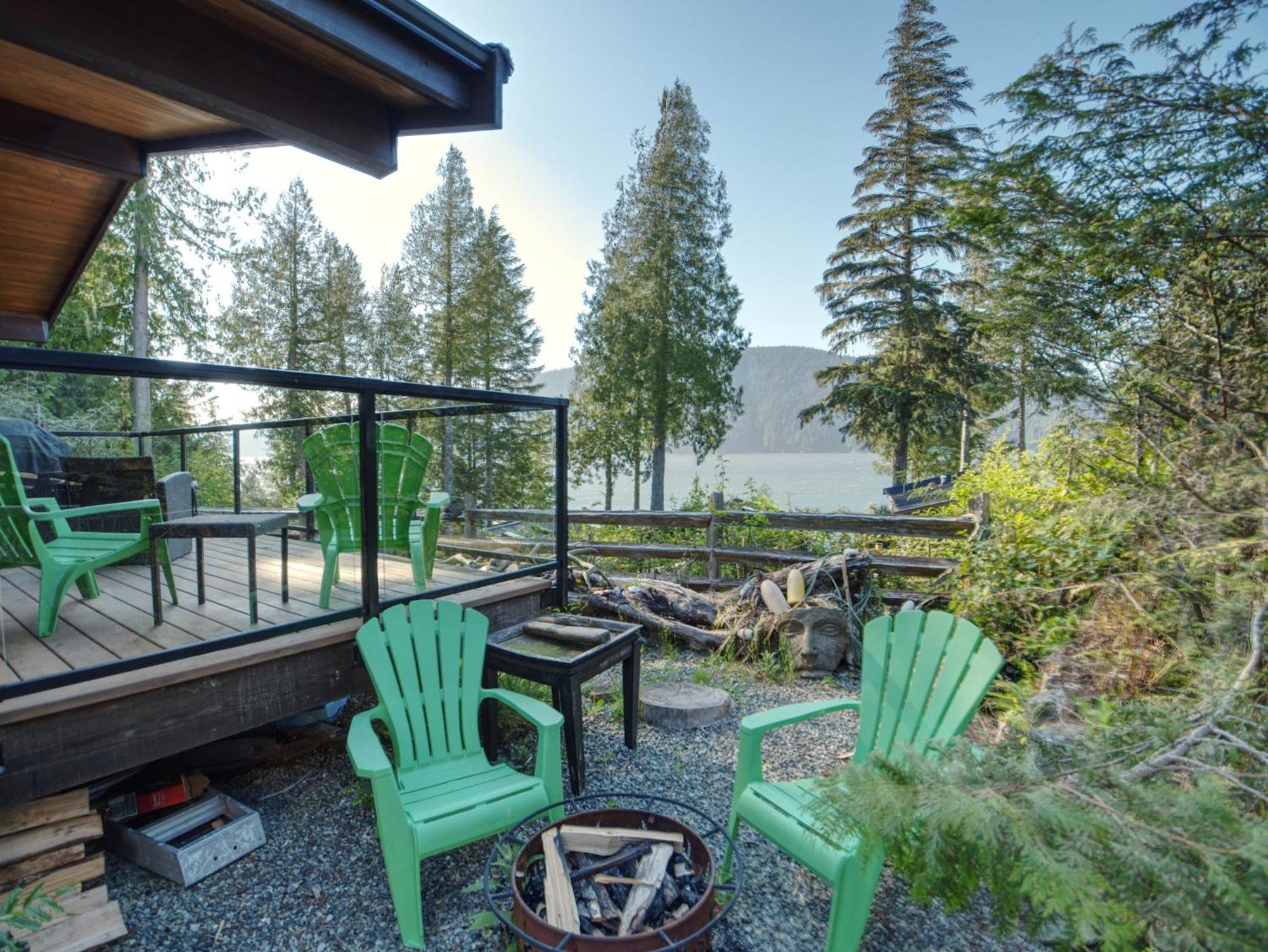 Handsome Dan'S Vacation Cottage Rentals Port Renfrew Exteriör bild
