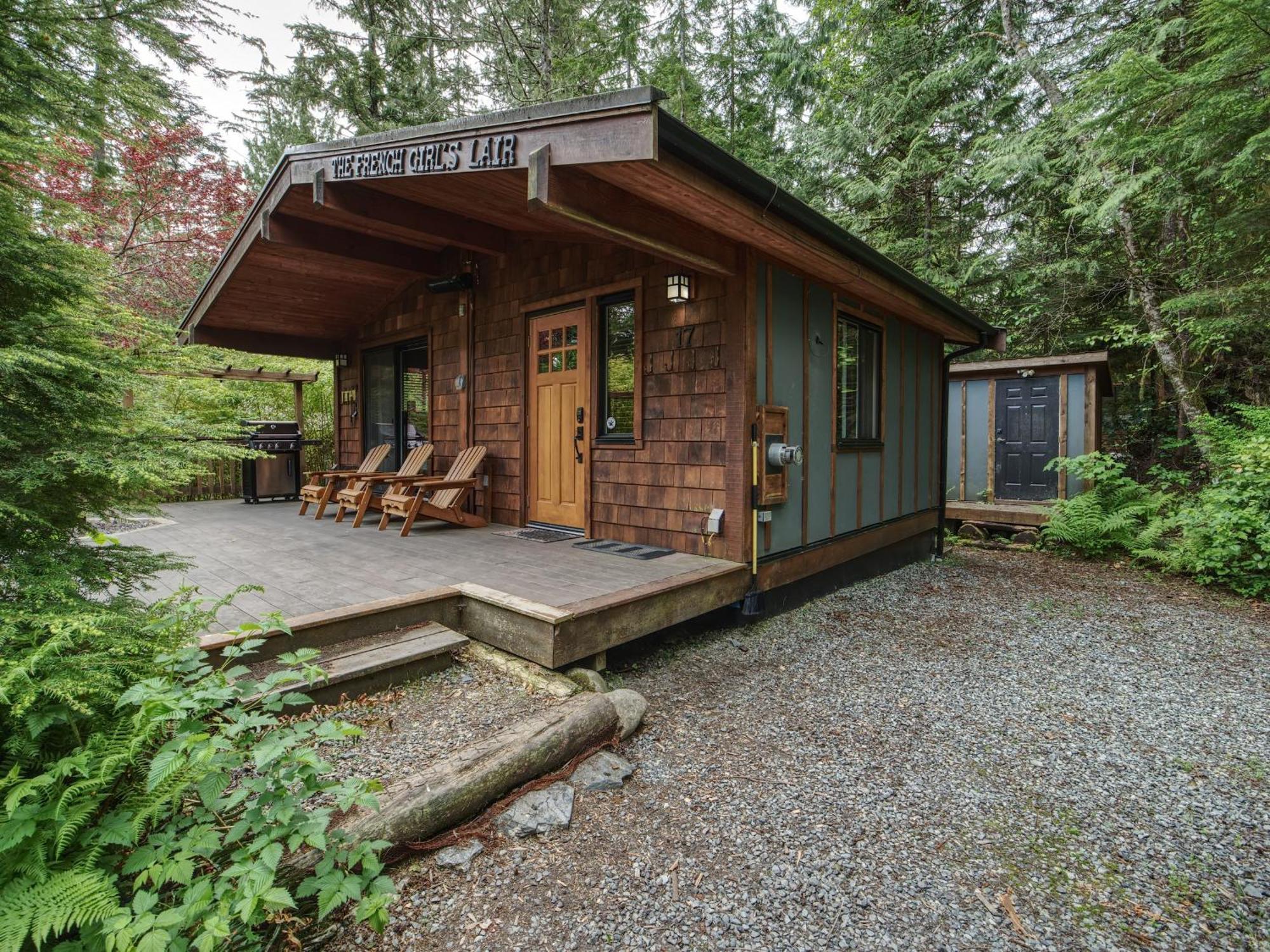 Handsome Dan'S Vacation Cottage Rentals Port Renfrew Exteriör bild